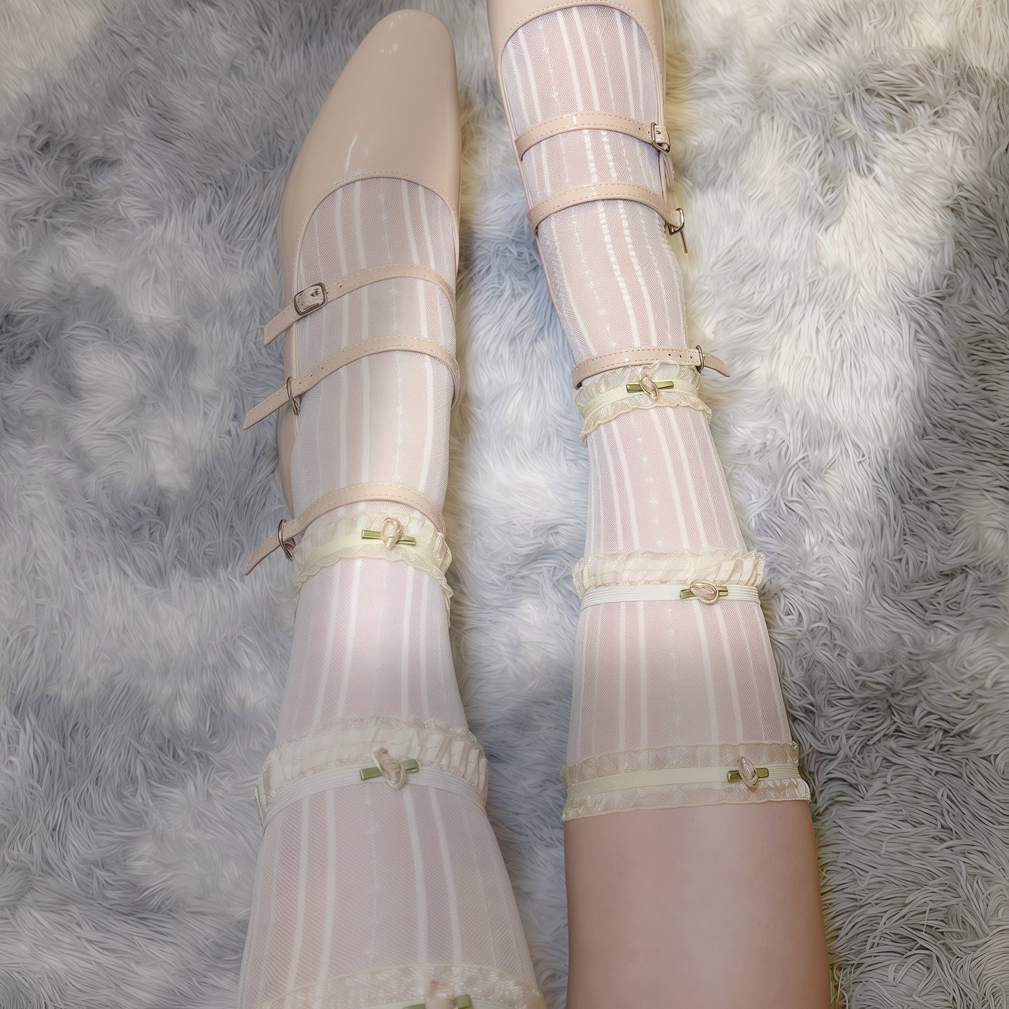Fleurmist – Lolita Mesh Mid-Calf Socks