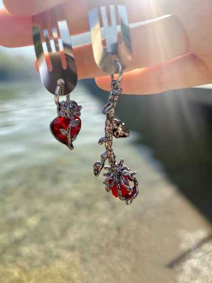 Gothic Red Rose & Heart Metal Hair Clip Set – Vintage Punk Hair Accessories for Women