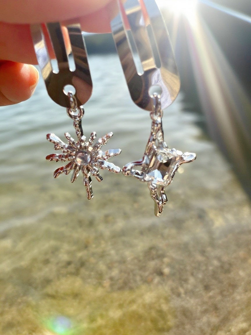 Sun & Star Metal Hair Clip Set – Minimalist Gold Hair Accessories for Women, Everyday Fashion Barrettes