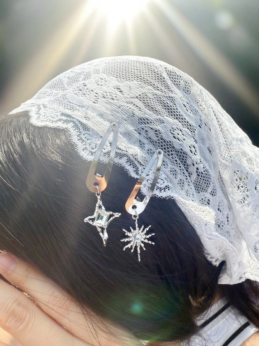 Sun & Star Metal Hair Clip Set – Minimalist Gold Hair Accessories for Women, Everyday Fashion Barrettes